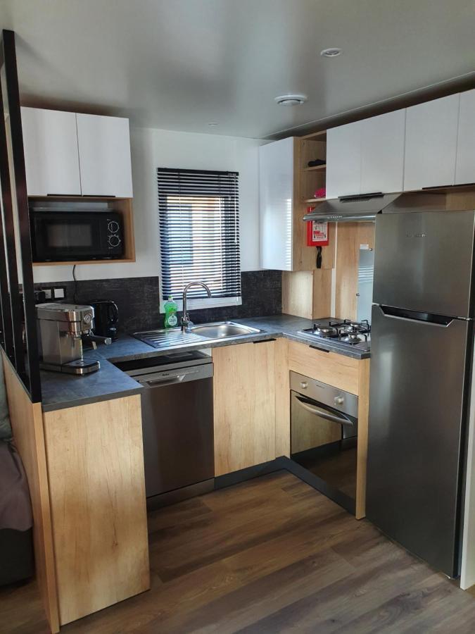 Mobilhome Camping Le Bosc Сен-Сіпріян Екстер'єр фото